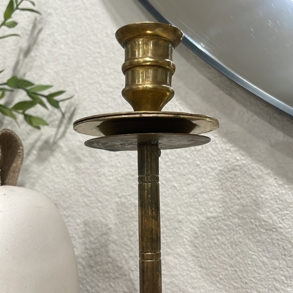 Vintage brass candle holder - Picture 2 of 4